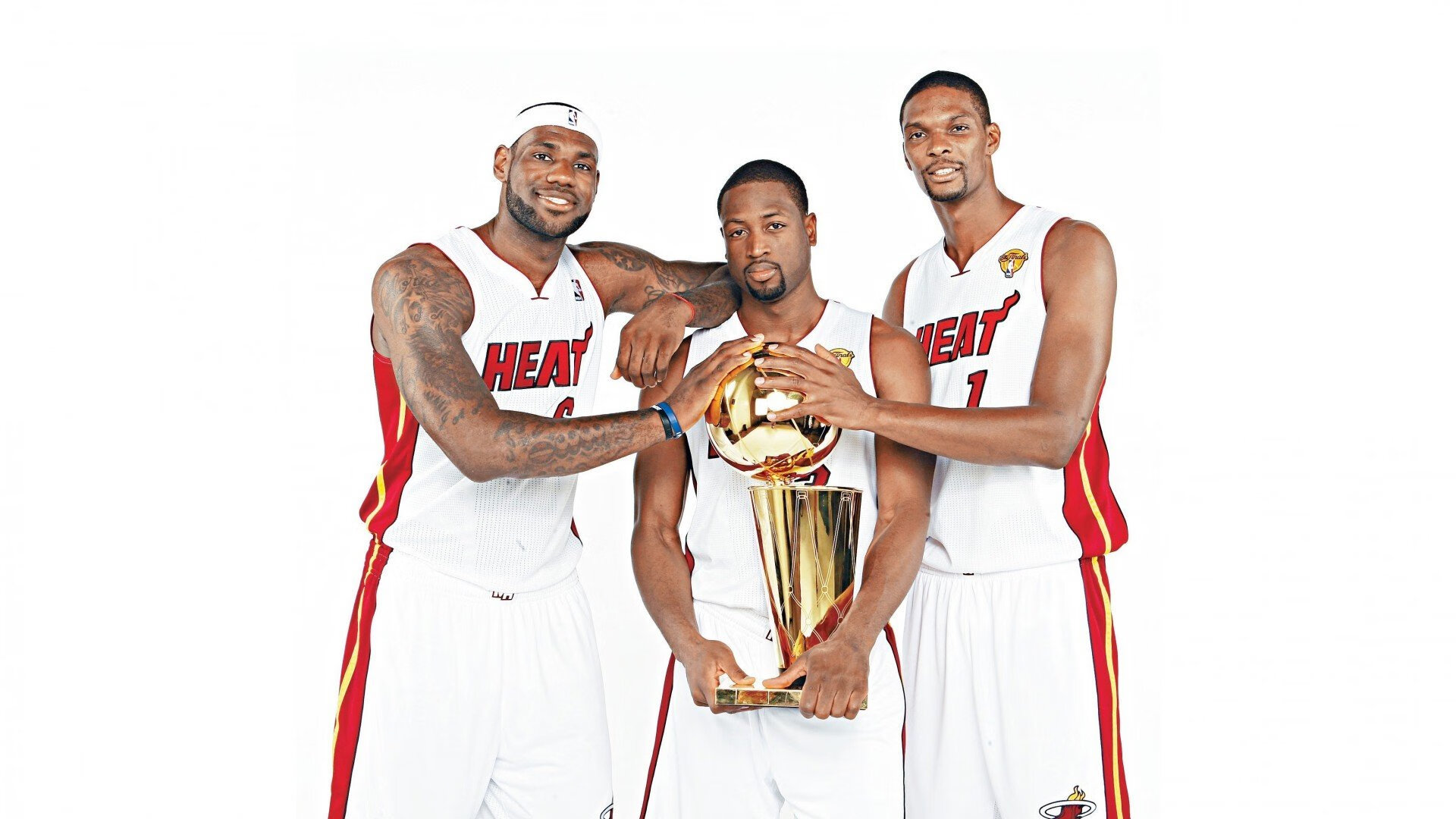 西甲皇家马德里主场3比1战胜加的斯，年轻前锋继续发光发热，15-16赛季西甲三十一轮皇家马德里对战巴塞罗那高清